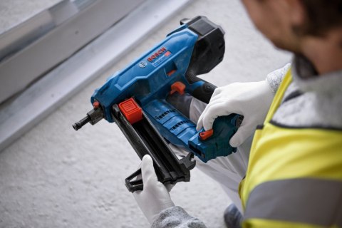 GWOŹDZIARKA AKUMULATOROWA GNB 18V-38 0*AH L-BOXX BOSCH GWOŹDZIARKA AKUMULATOROWA GNB 18V-38 0*AH L-BOXX BOSCH