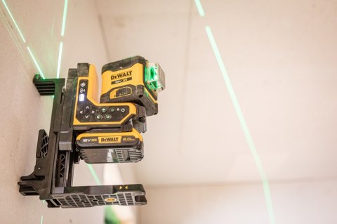 LASER WIELOLINIOWY 3*360 ZIELONY 18V 1*2.0AH DEWALT LASER WIELOLINIOWY 3*360 ZIELONY 18V 1*2.0AH DEWALT