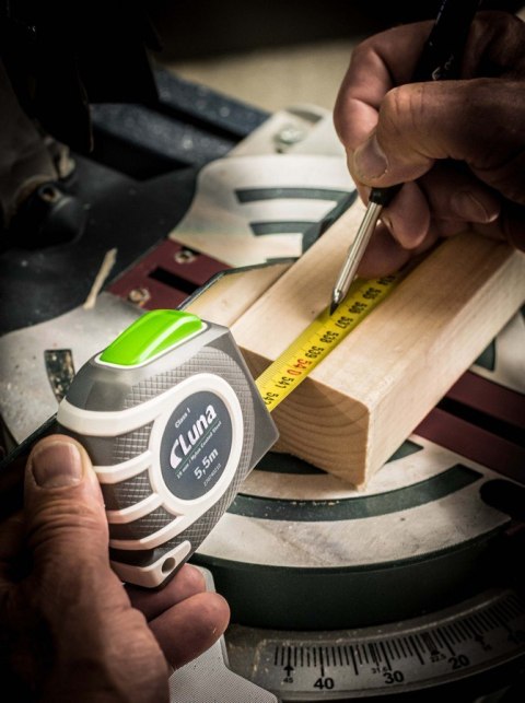 MIARA ZWIJANA LAL AUTO LOCK 5,5 M LIMIT