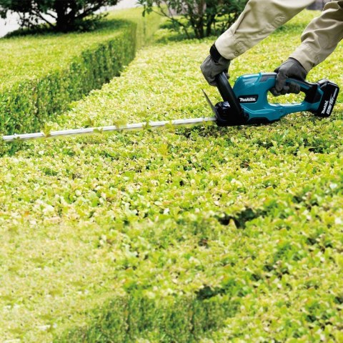 NOŻYCE AKUMULATOROWE DO ŻYWOPŁOTU 600MM 18V 1*3.0AH LI-JON MAKITA