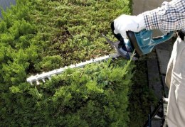 NOŻYCE ELEKTRYCZNE DO ŻYWOPŁOTU 550W 45CM MAKITA