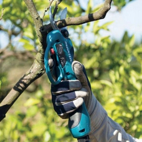 AKUMULATOROWY SEKATOR OGRODNICZY 2*18 V 0*AH MAKITA