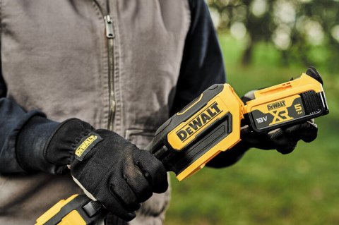 PODKASZARKA AKUMULATOROWA 18V 1*5.0AH RAMIE DZIELONE DEWALT