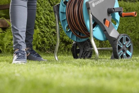 WÓZEK NA WĄŻ CLEVERROLL M EASY - ZESTAW GARDENA WÓZEK NA WĄŻ CLEVERROLL M EASY - ZESTAW GARDENA