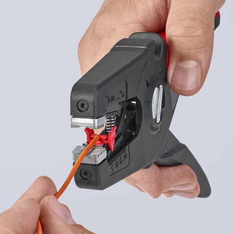 SZCZYPCE AUTOMATYCZNE DO ŚCIĄGANIA IZOLACJI PRECISTRIP16 KNIPEX SZCZYPCE AUTOMATYCZNE DO ŚCIĄGANIA IZOLACJI PRECISTRIP16 KNIPEX