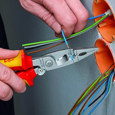 SZCZYPCE DO PRAC ELEKTROINSTALACYJNYCH 6W1 KNIPEX SZCZYPCE DO PRAC ELEKTROINSTALACYJNYCH 6W1 KNIPEX