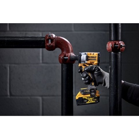AKUMULATOROWY KLUCZ UDAROWY 1/2' XR 18V 0*AH DEWALT AKUMULATOROWY KLUCZ UDAROWY 1/2' XR 18V 0*AH DEWALT
