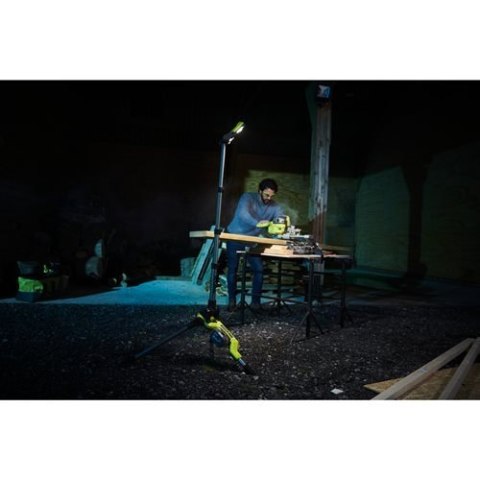 LAMPA AKUMULATOROWA NA TRÓJNOGU R18TL-0 18V 0*AH ONE+ RYOBI LAMPA AKUMULATOROWA NA TRÓJNOGU R18TL-0 18V 0*AH ONE+ RYOBI