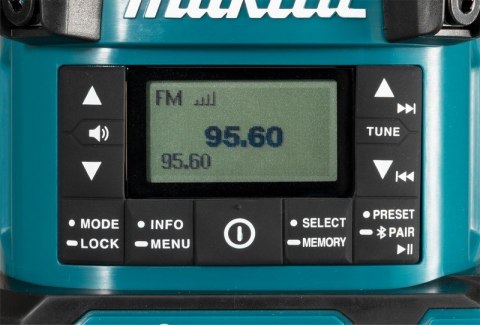 ODBIORNIK RADIOWY Z LAMPĄ I LATARKĄ 40VMAX XGT 0*AH MAKITA ODBIORNIK RADIOWY Z LAMPĄ I LATARKĄ 40VMAX XGT 0*AH MAKITA