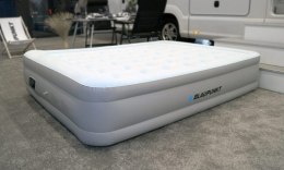 MATERAC Z WBUDOWANĄ POMPKĄ ELEKTRYCZNĄ IM820 BLAUPUNKT