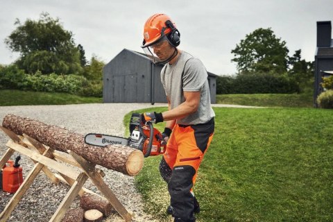 PILARKA 435 II HUSQVARNA PILARKA 435 II HUSQVARNA