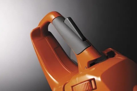 PILARKA 435 II HUSQVARNA PILARKA 435 II HUSQVARNA