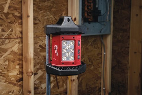 LAMPA M18AL-0 AKUMULATOROWA MILWAUKEE LAMPA M18AL-0 AKUMULATOROWA MILWAUKEE