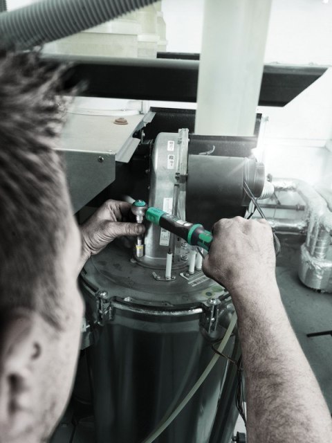 KLUCZ DYNAMOMETRYCZNY SAFE-TORQUE A 1 1/4'',2-12 NM, 2-12 NM WERA KLUCZ DYNAMOMETRYCZNY SAFE-TORQUE A 1 1/4'',2-12 NM, 2-12 NM WERA