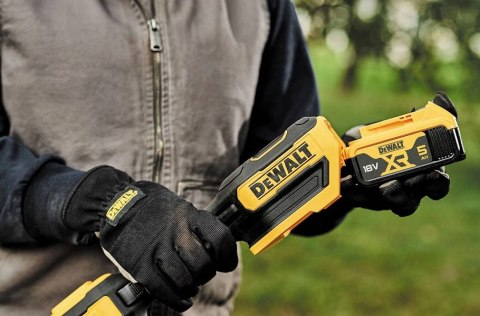 PODKASZARKA AKUMULATOROWA 18V 0*AH DEWALT PODKASZARKA AKUMULATOROWA 18V 0*AH DEWALT