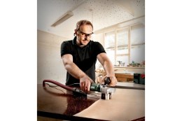 FREZARKA DO LAKIERU LF 724 S 710W METABO