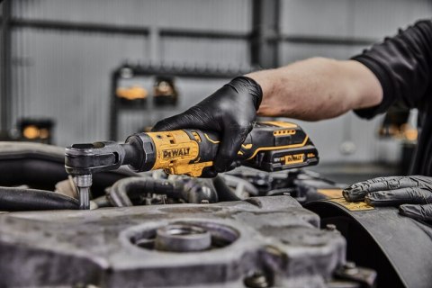 GRZECHOTKA UDAROWA AKUMULATOROWA 1/2'' 18V XR 0*AH DEWALT GRZECHOTKA UDAROWA AKUMULATOROWA 1/2'' 18V XR 0*AH DEWALT