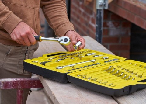 ZESTAW Z GRZECHOTKAMI 1/4 I 1/2 FATMAX,+ AKCESORIA 50SZT STANLEY ZESTAW Z GRZECHOTKAMI 1/4 I 1/2 FATMAX,+ AKCESORIA 50SZT STANLEY