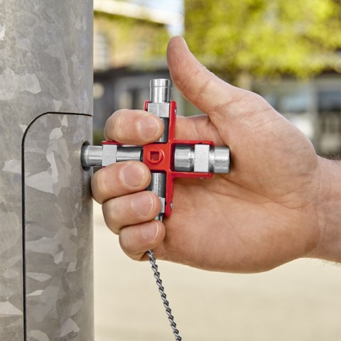 KLUCZ UNIWERSALNY DO WSZYSTKICH STANDARDOWYCH TABLIC ROZDZI. KNIPEX KLUCZ UNIWERSALNY DO WSZYSTKICH STANDARDOWYCH TABLIC ROZDZI. KNIPEX