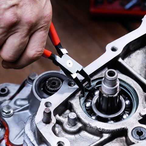 SZCZYPCE DO PIERŚCIENI SEGERA WYGIĘTE 45° WEWNĘTRZNE 180MM KNIPEX SZCZYPCE DO PIERŚCIENI SEGERA WYGIĘTE 45° WEWNĘTRZNE 180MM KNIPEX