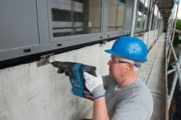 MŁOT UDAROWY OBROTOWY AKUMULATOROWY SDS+ GBH 18V-26 F 2*6.0A BOSCH