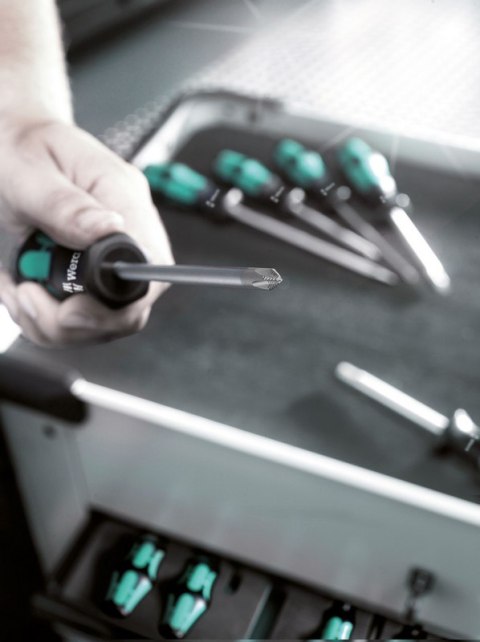 ZESTAW WKRĘTAKÓW KRAFTFORM LASERTIP + WIESZAK, 6CZ WERA ZESTAW WKRĘTAKÓW KRAFTFORM LASERTIP + WIESZAK, 6CZ WERA