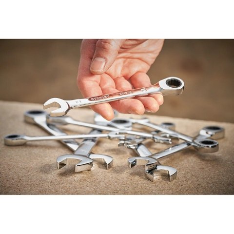 KLUCZ PŁASKO-OCZKOWY Z GRZECHOTKĄ 10 MM STANLEY KLUCZ PŁASKO-OCZKOWY Z GRZECHOTKĄ 10 MM STANLEY
