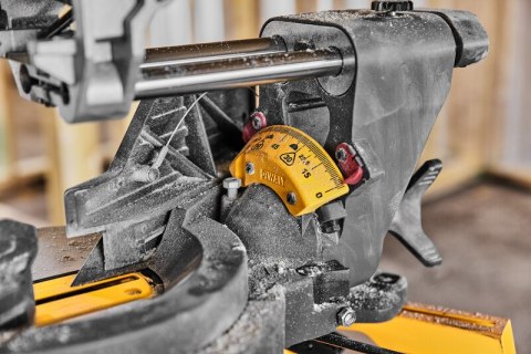 PILARKA UKOSOWA, UKOŚNICA AKUMULATOROWA 305MM 54V XR 0*AH DEWALT PILARKA UKOSOWA, UKOŚNICA AKUMULATOROWA 305MM 54V XR 0*AH DEWALT