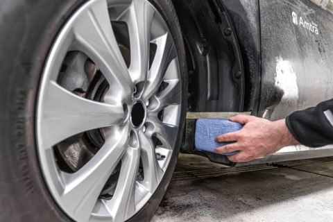 CZERNIDŁO DO PLASTIKU I GUMY 250ML MOJE AUTO CZERNIDŁO DO PLASTIKU I GUMY 250ML MOJE AUTO