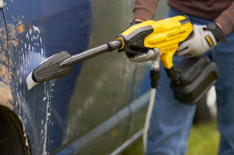 AKUMULATOROWA MYJKA CIŚNIENIOWA V20 18V 1*4.0AH STANLEY