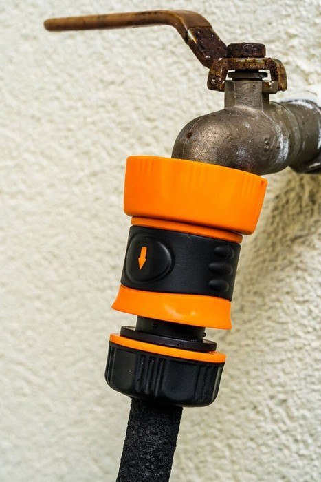 WĄŻ KROPLUJĄCY 15 M NEO